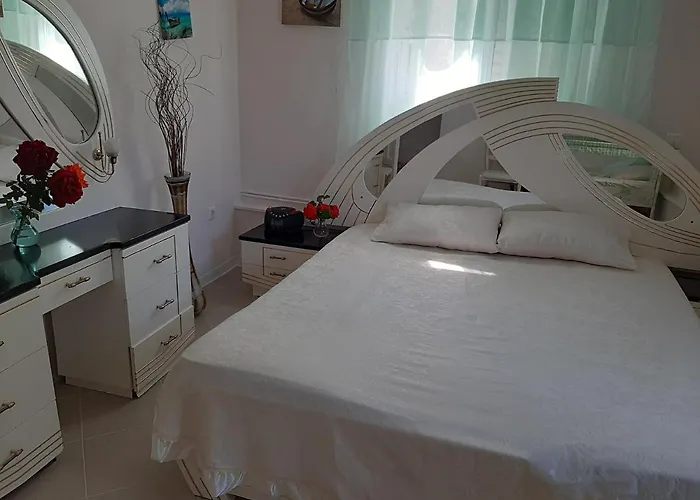Cozy Flat In Nea Makri
