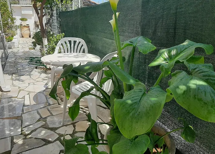Cozy Flat In Nea Makri