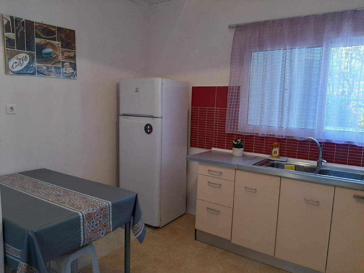 Cozy Flat In Apartment Nea Makri