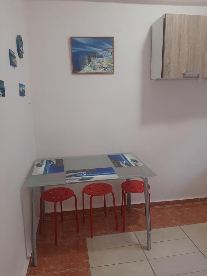 Cozy Flat In Nea Makri