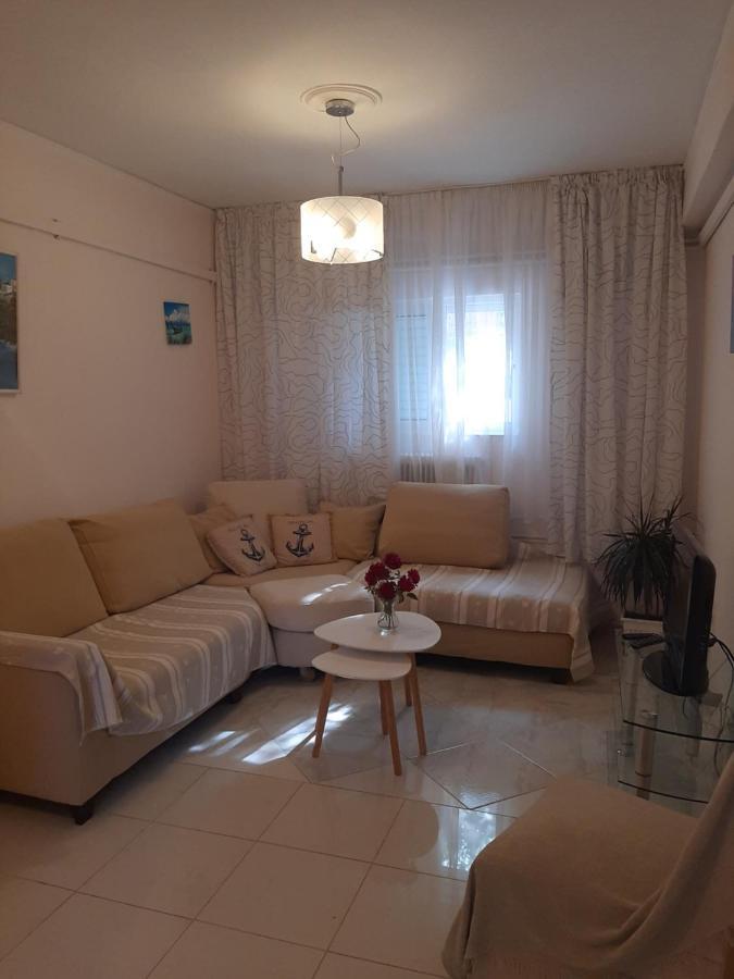 Apartment Cozy Flat In *